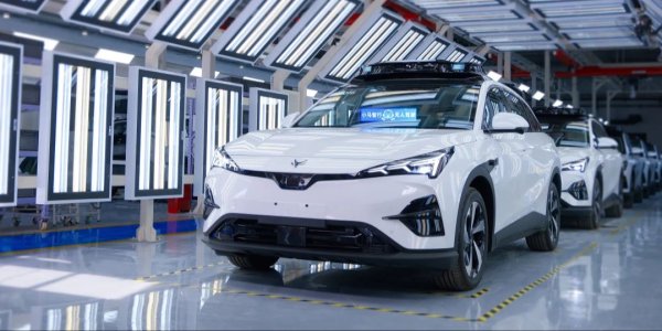 富瑞众投 小马智行第七代自动驾驶Robotaxi在深圳开启路测